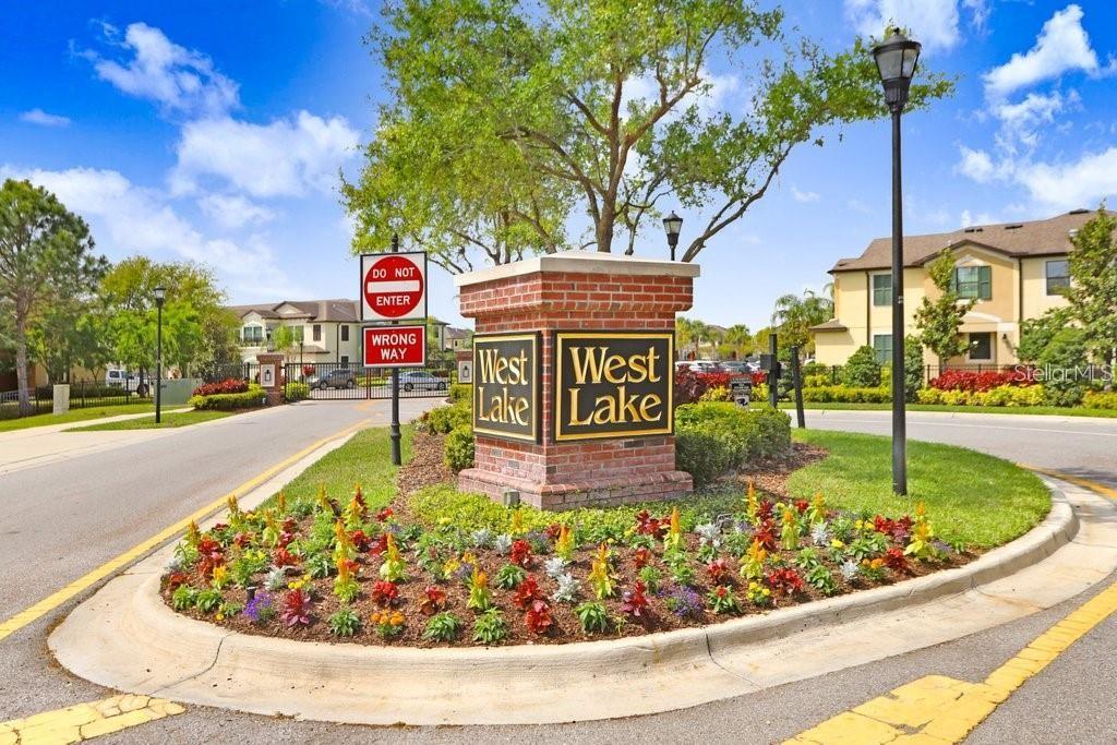 11424 CROWNED SPARROW LANE, Tampa, FL 33626