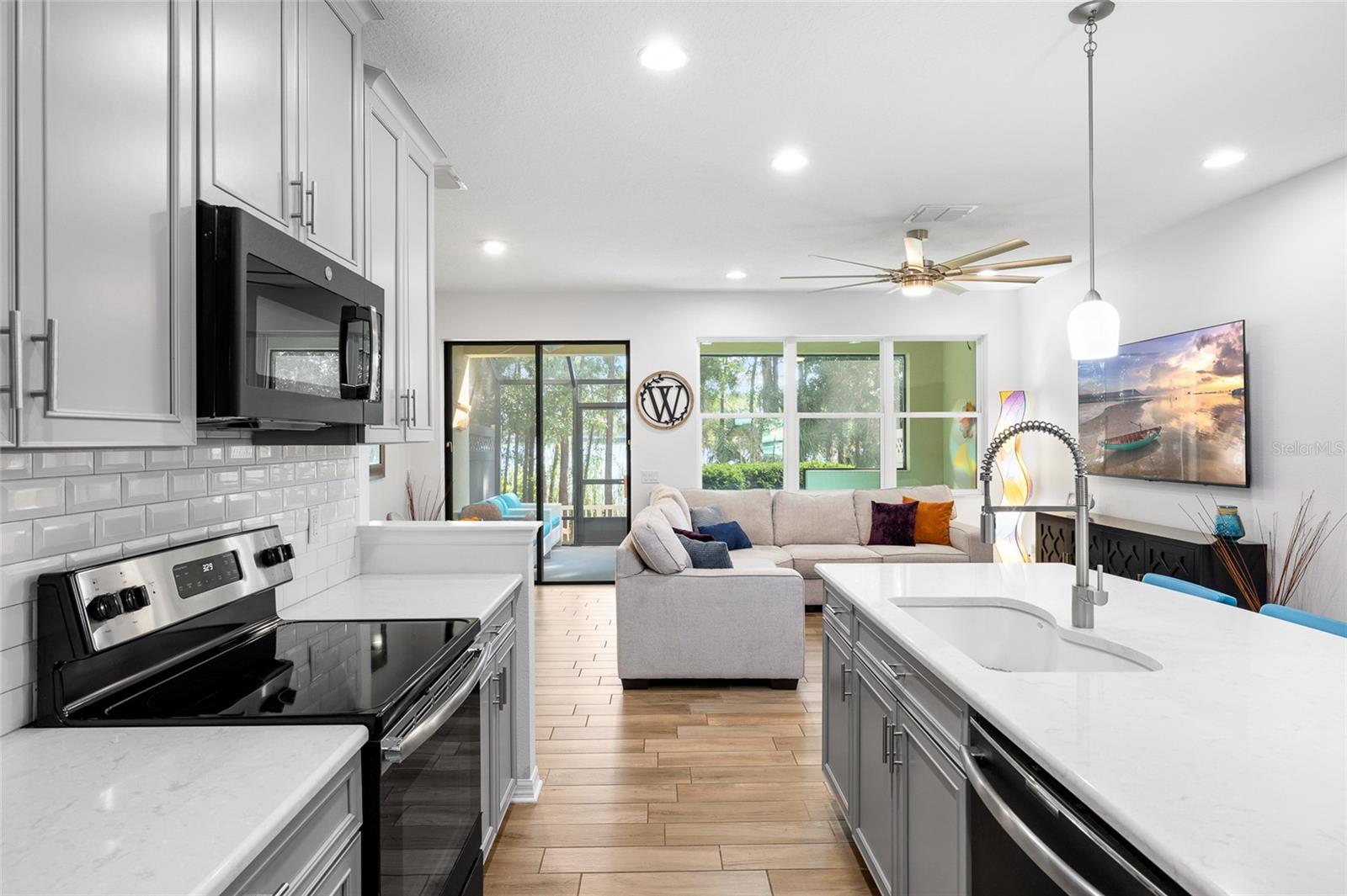 11424 CROWNED SPARROW LANE, Tampa, FL 33626