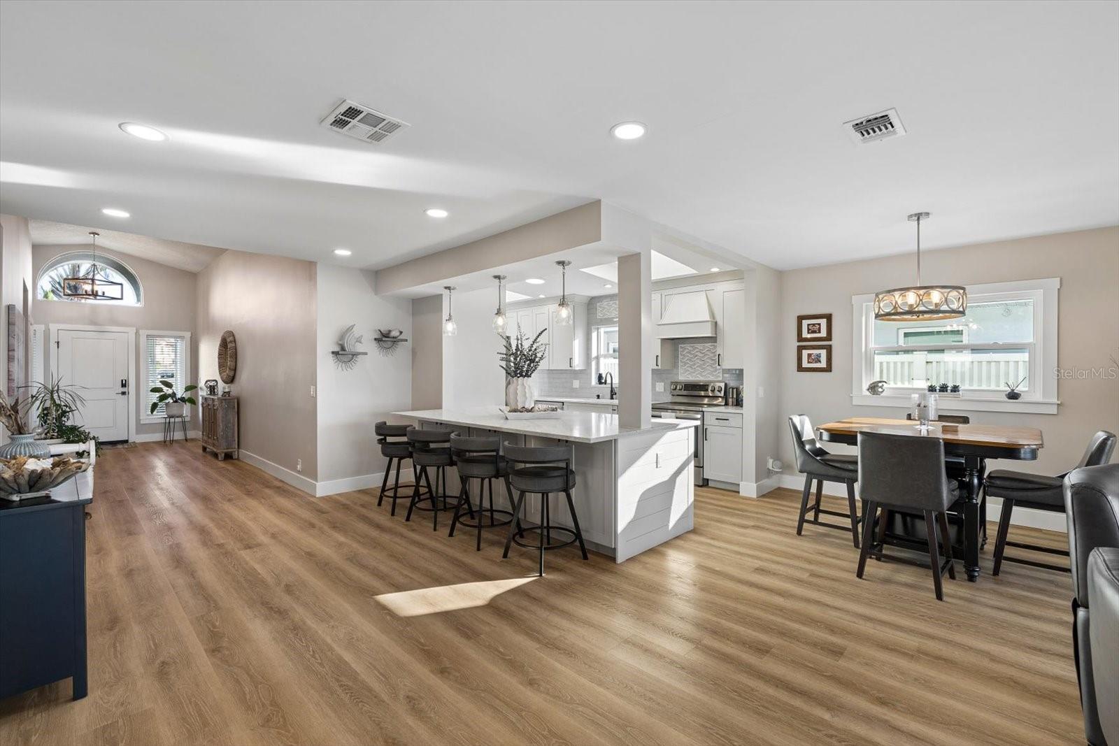 112 WALL STREET, Redington Shores, FL 33708