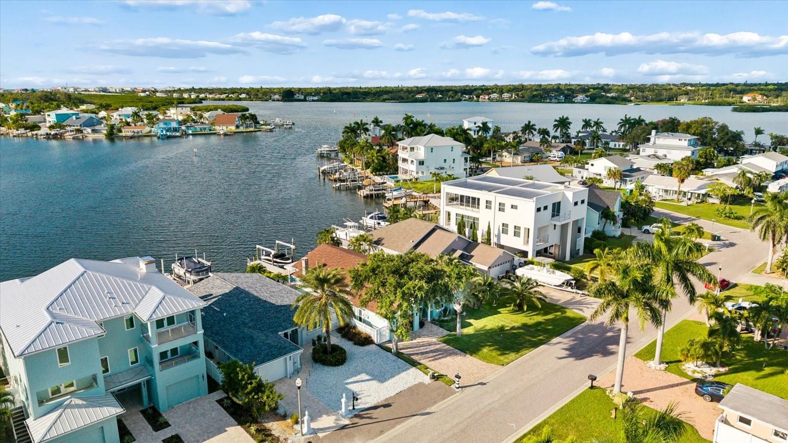 112 WALL STREET, Redington Shores, FL 33708