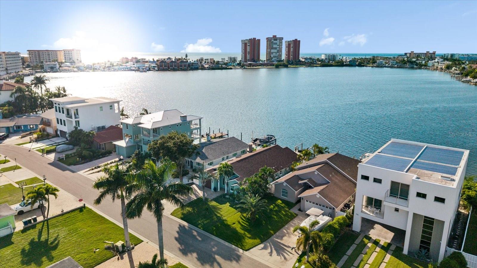 112 WALL STREET, Redington Shores, FL 33708
