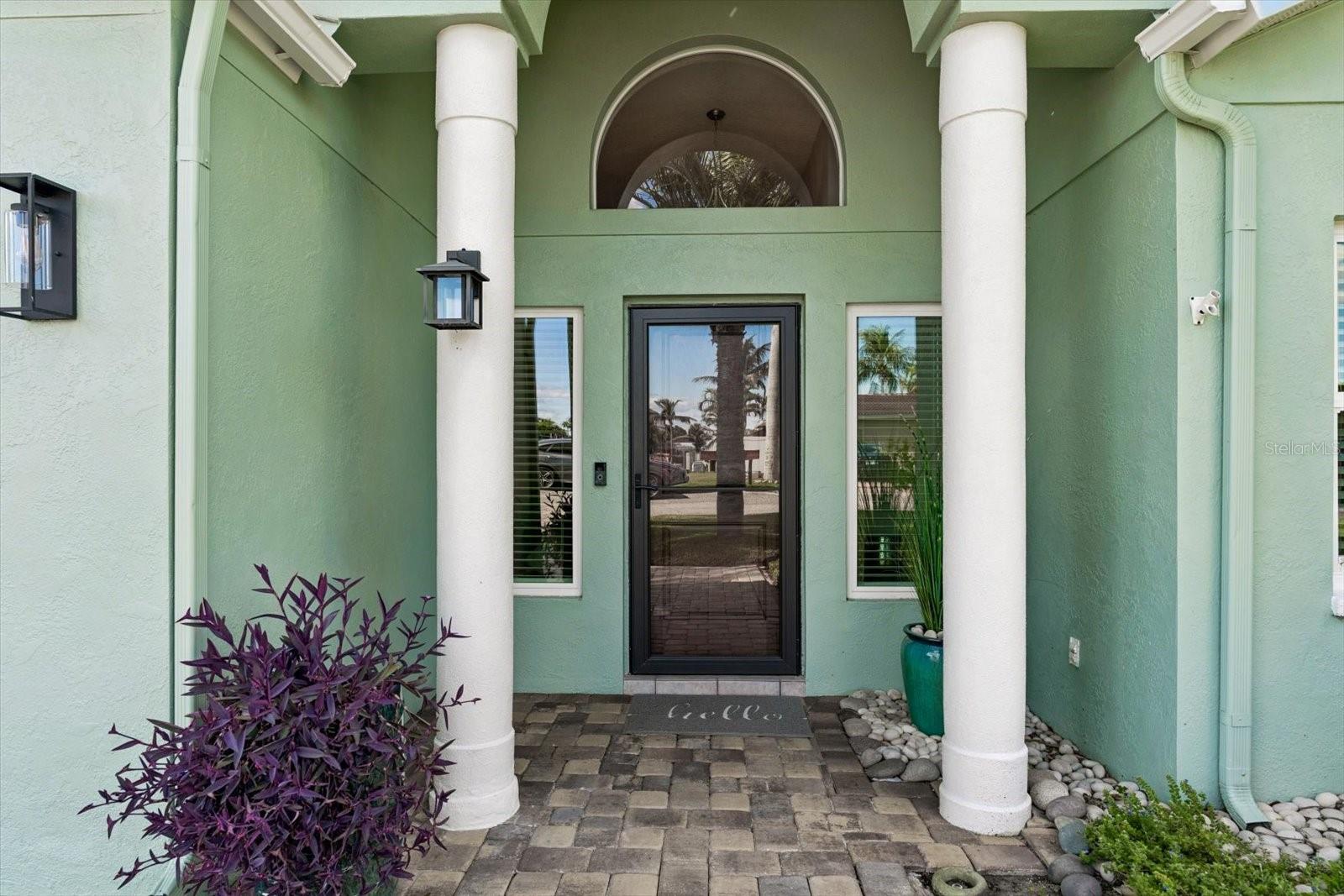 112 WALL STREET, Redington Shores, FL 33708
