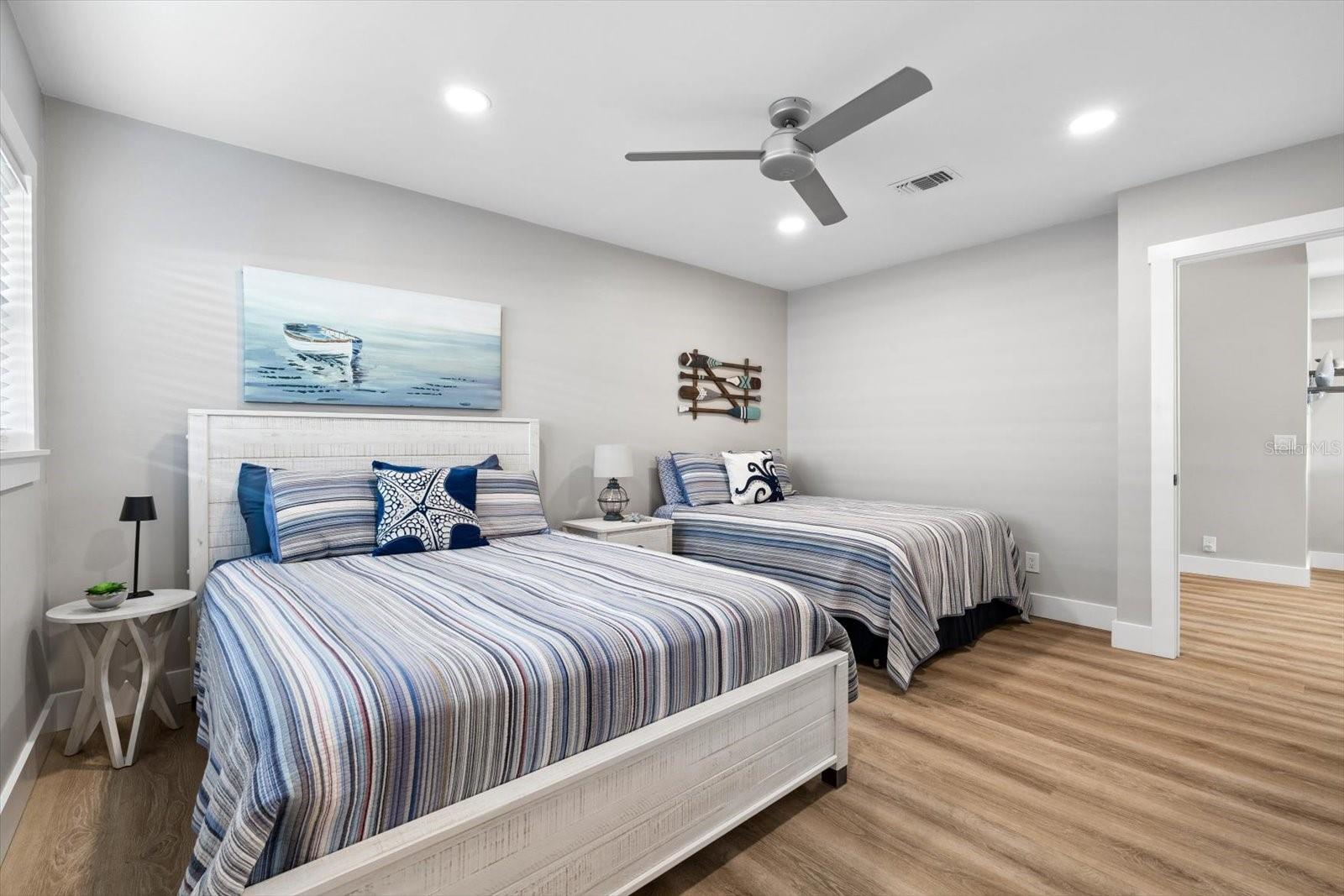 112 WALL STREET, Redington Shores, FL 33708