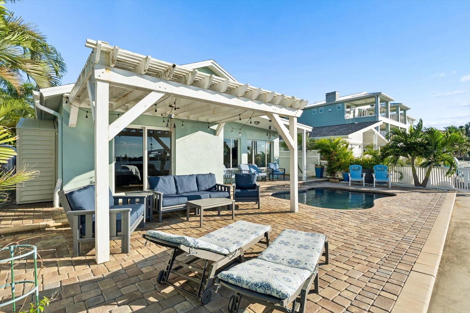 112 WALL STREET, Redington Shores, FL 33708