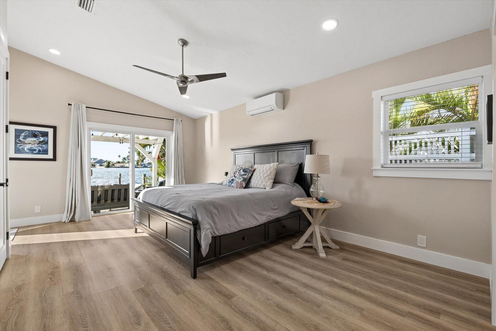 112 WALL STREET, Redington Shores, FL 33708