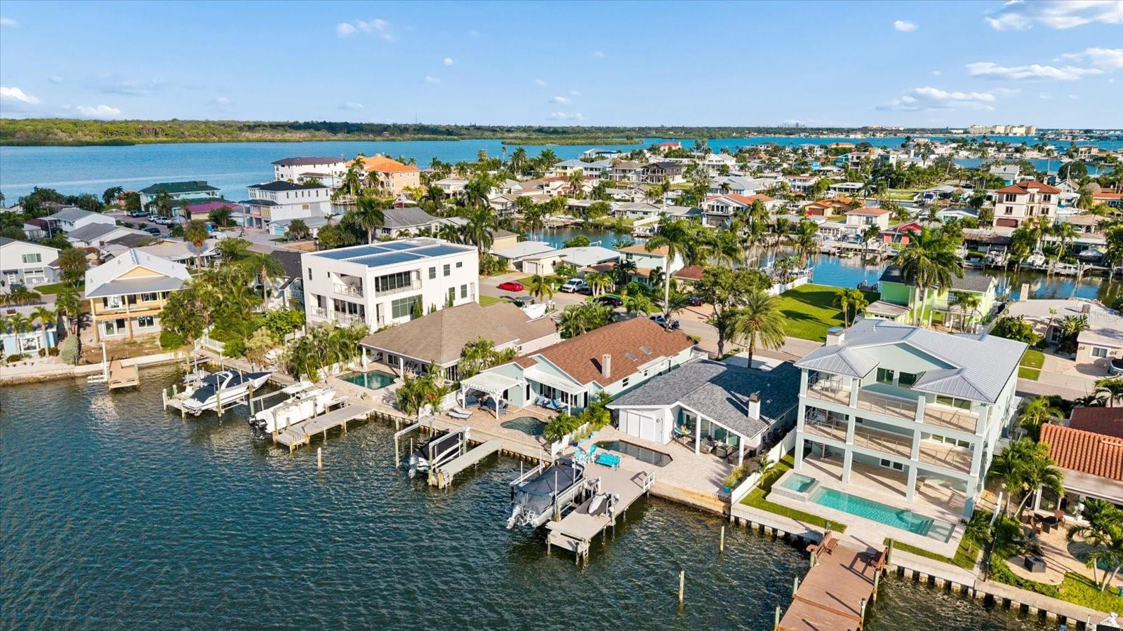 112 WALL STREET, Redington Shores, FL 33708