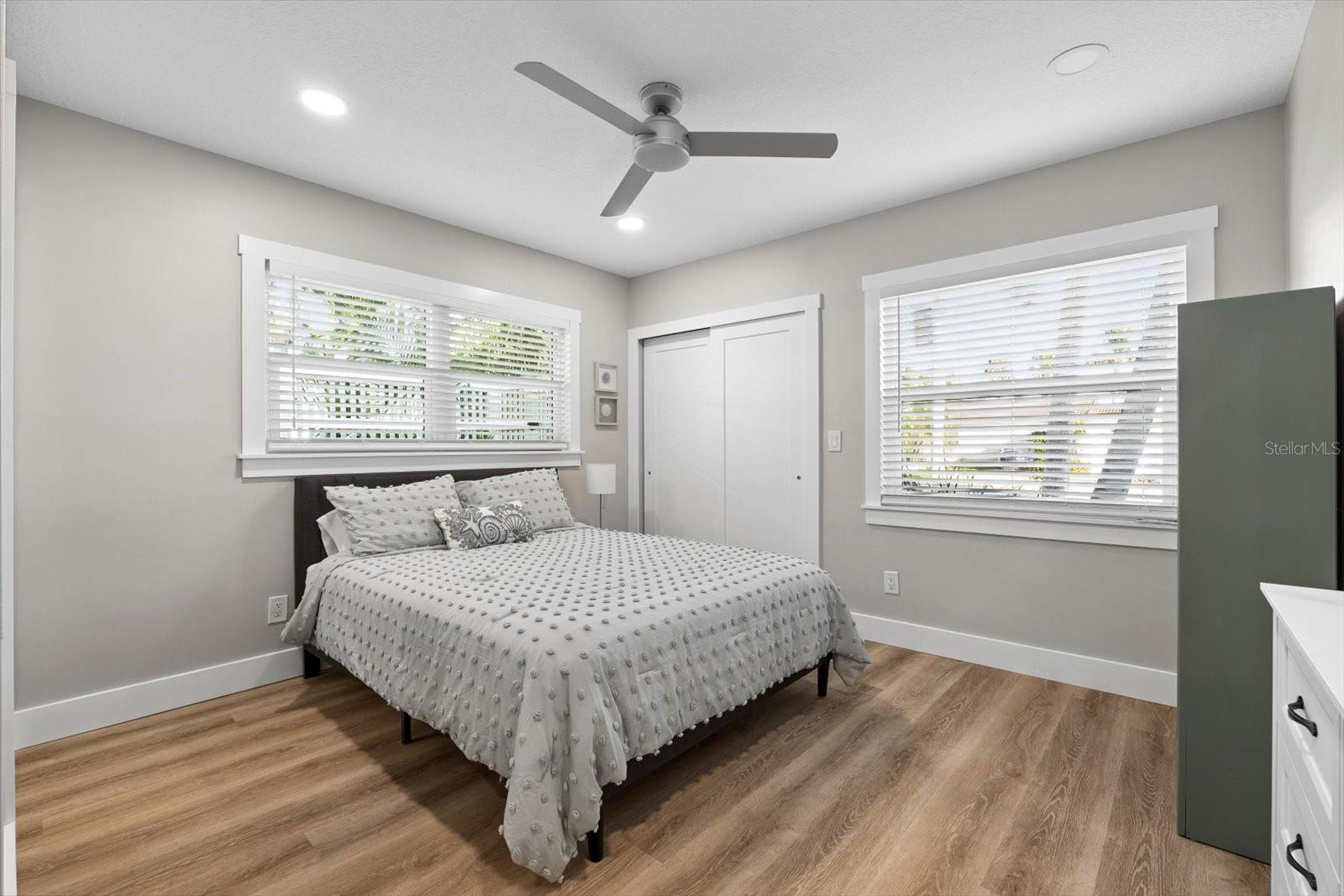 112 WALL STREET, Redington Shores, FL 33708
