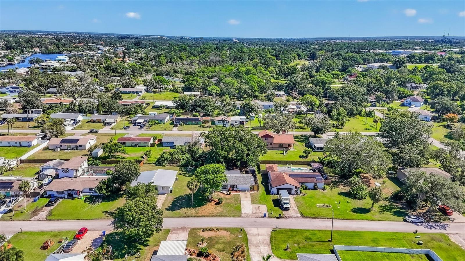 408 13TH STREET SW, Ruskin, FL 33570