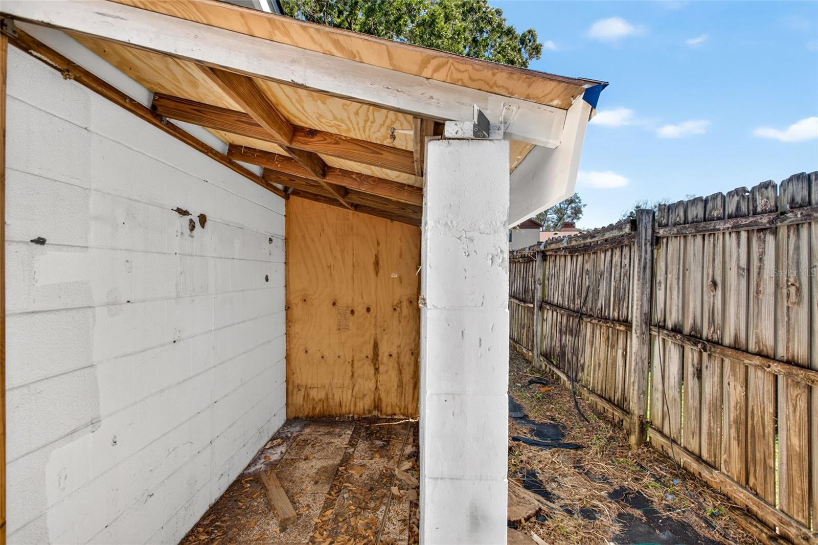 408 13TH STREET SW, Ruskin, FL 33570