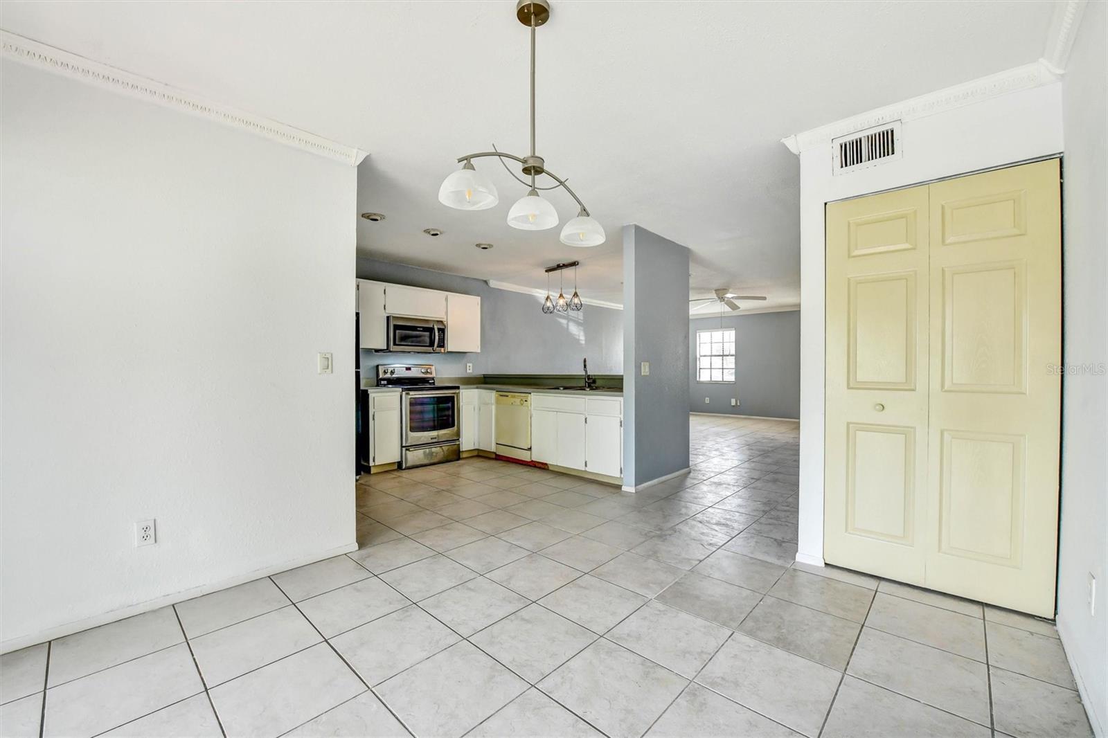 5320 ABINGER COURT, Tampa, FL 33624