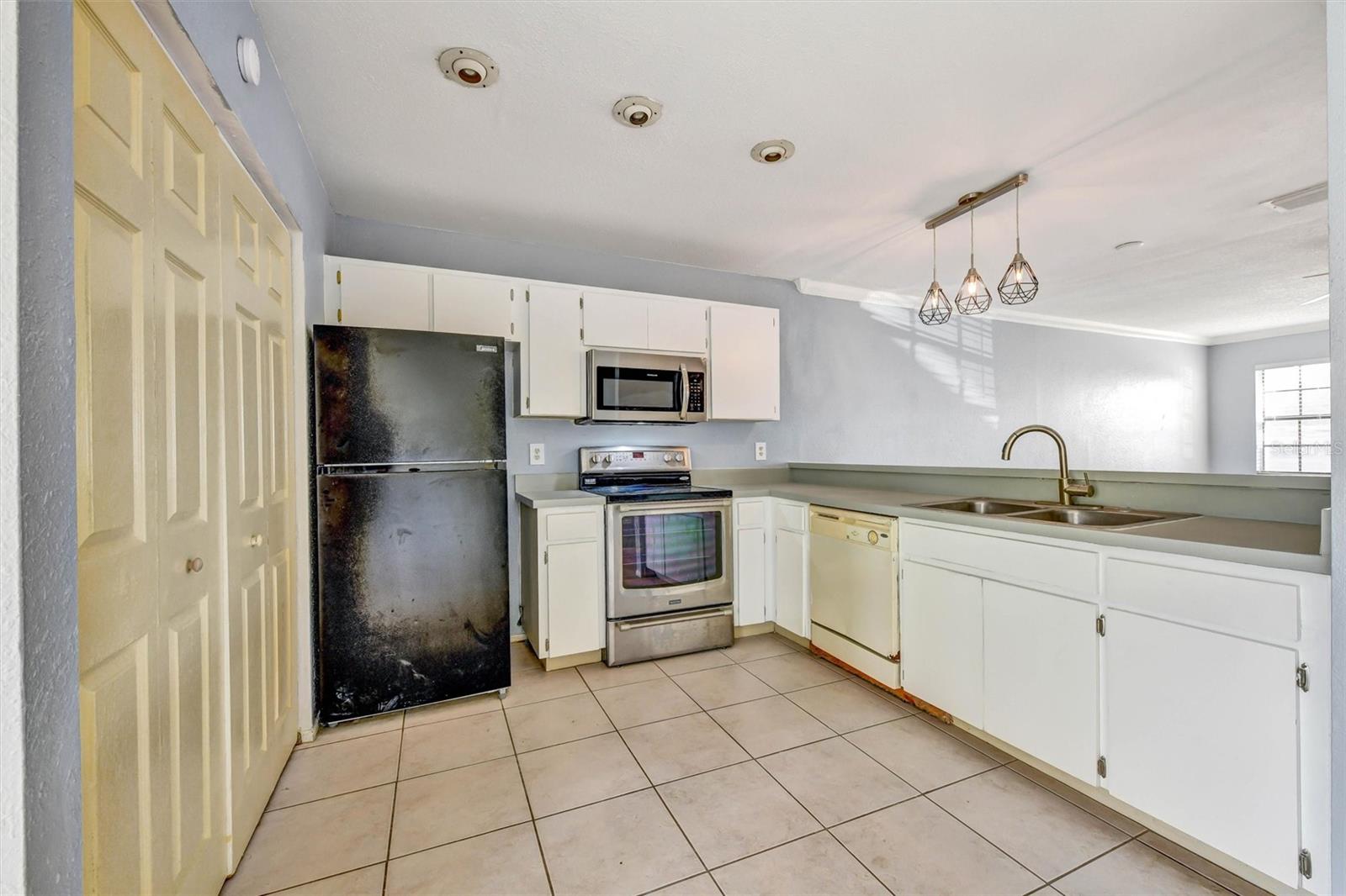 5320 ABINGER COURT, Tampa, FL 33624