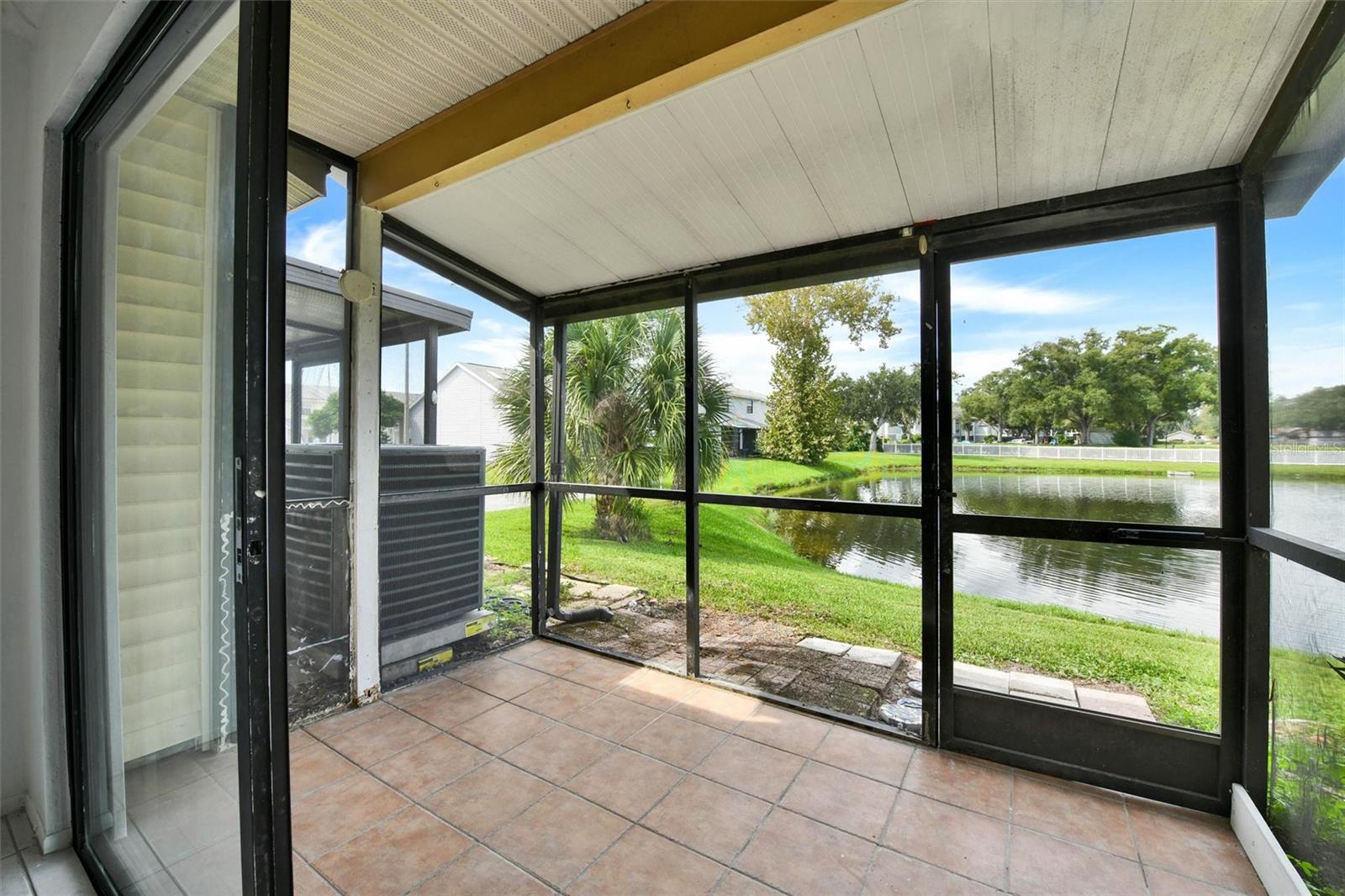 5320 ABINGER COURT, Tampa, FL 33624