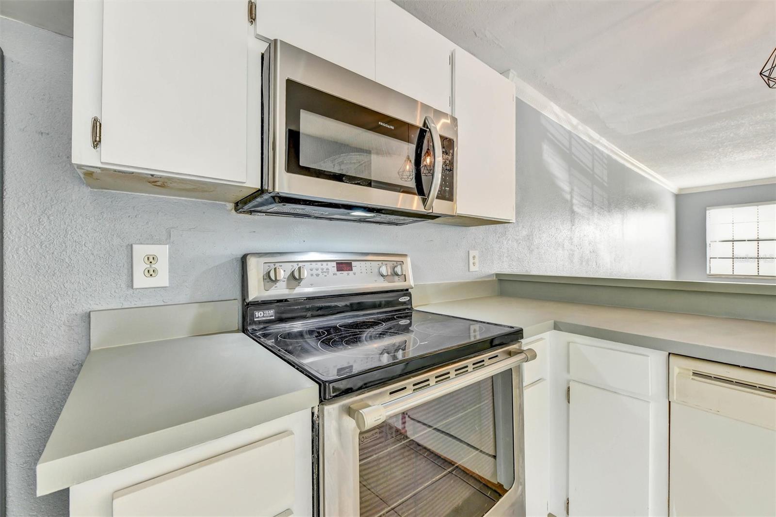5320 ABINGER COURT, Tampa, FL 33624