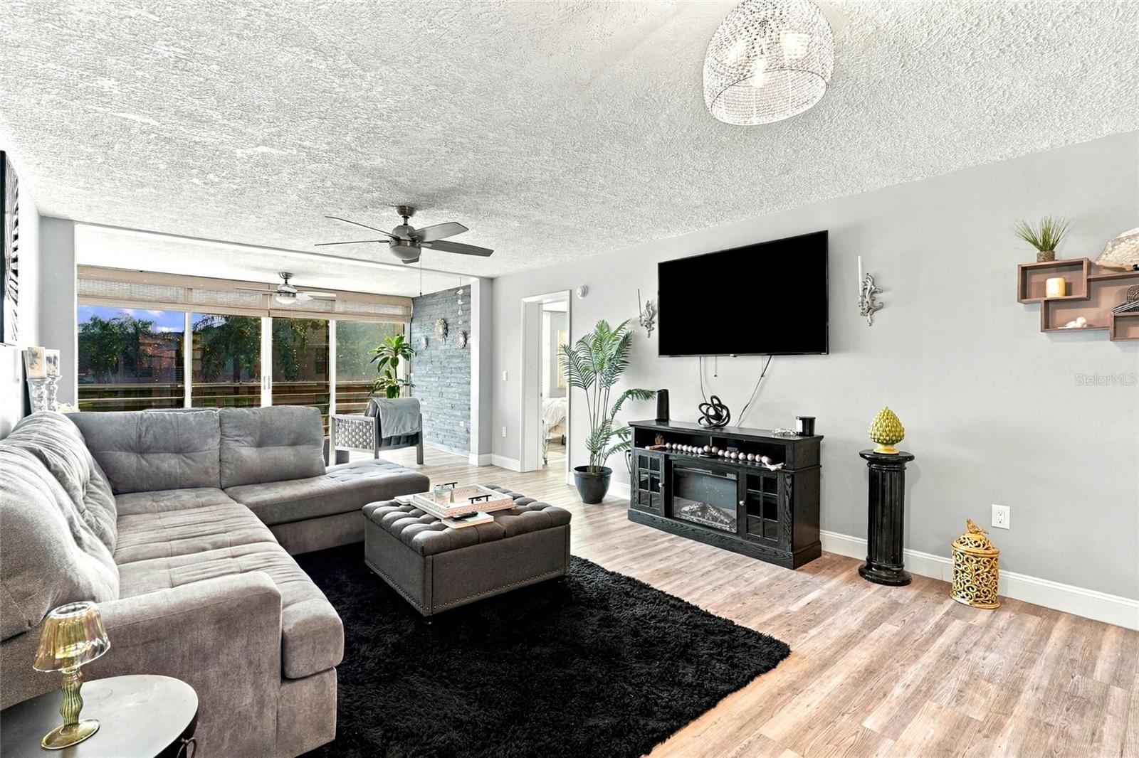 4530 PINEBROOK CIRCLE, #206, Bradenton, FL 34209