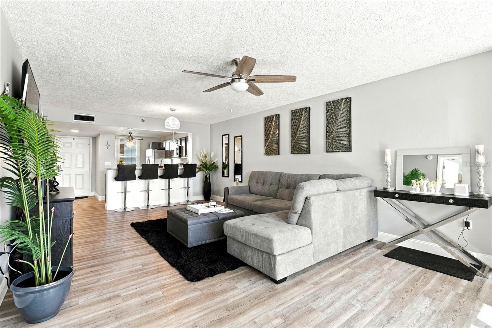 4530 PINEBROOK CIRCLE, #206, Bradenton, FL 34209