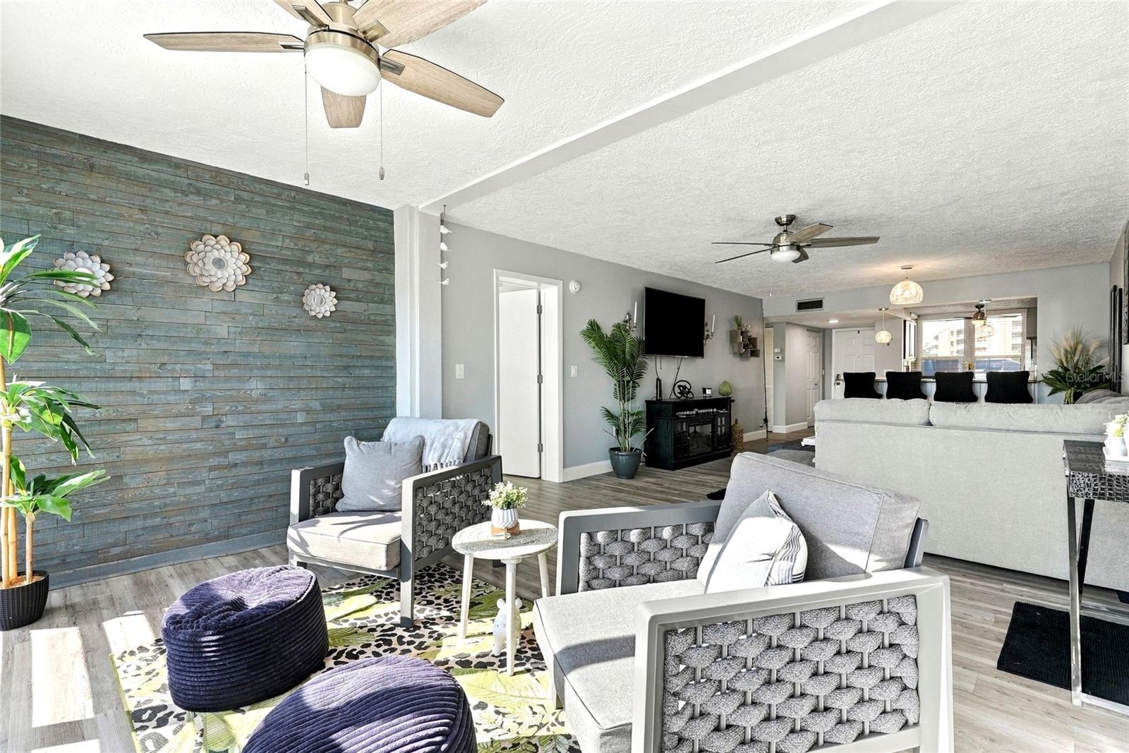 4530 PINEBROOK CIRCLE, #206, Bradenton, FL 34209
