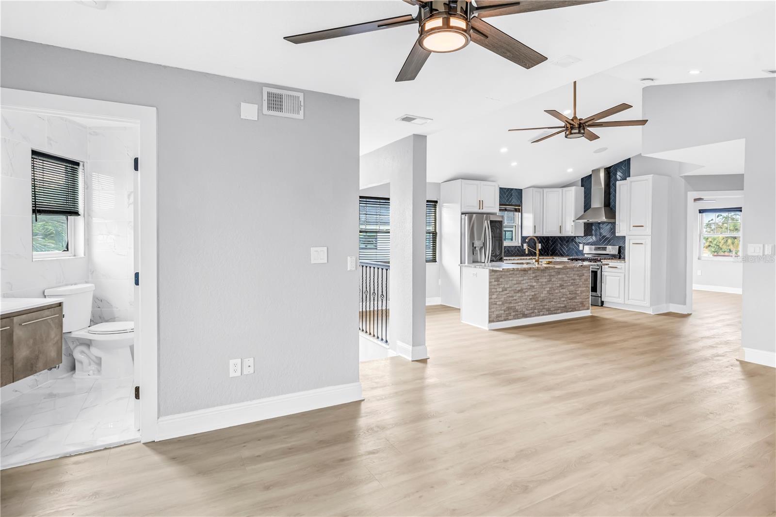 14500 N BAYSHORE DRIVE, Madeira Beach, FL 33708