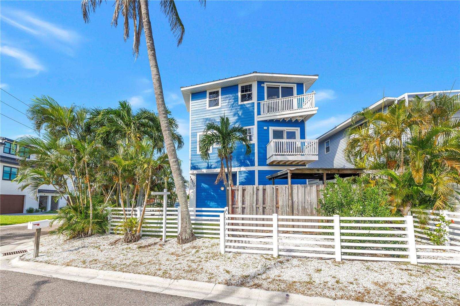 14500 N BAYSHORE DRIVE, Madeira Beach, FL 33708