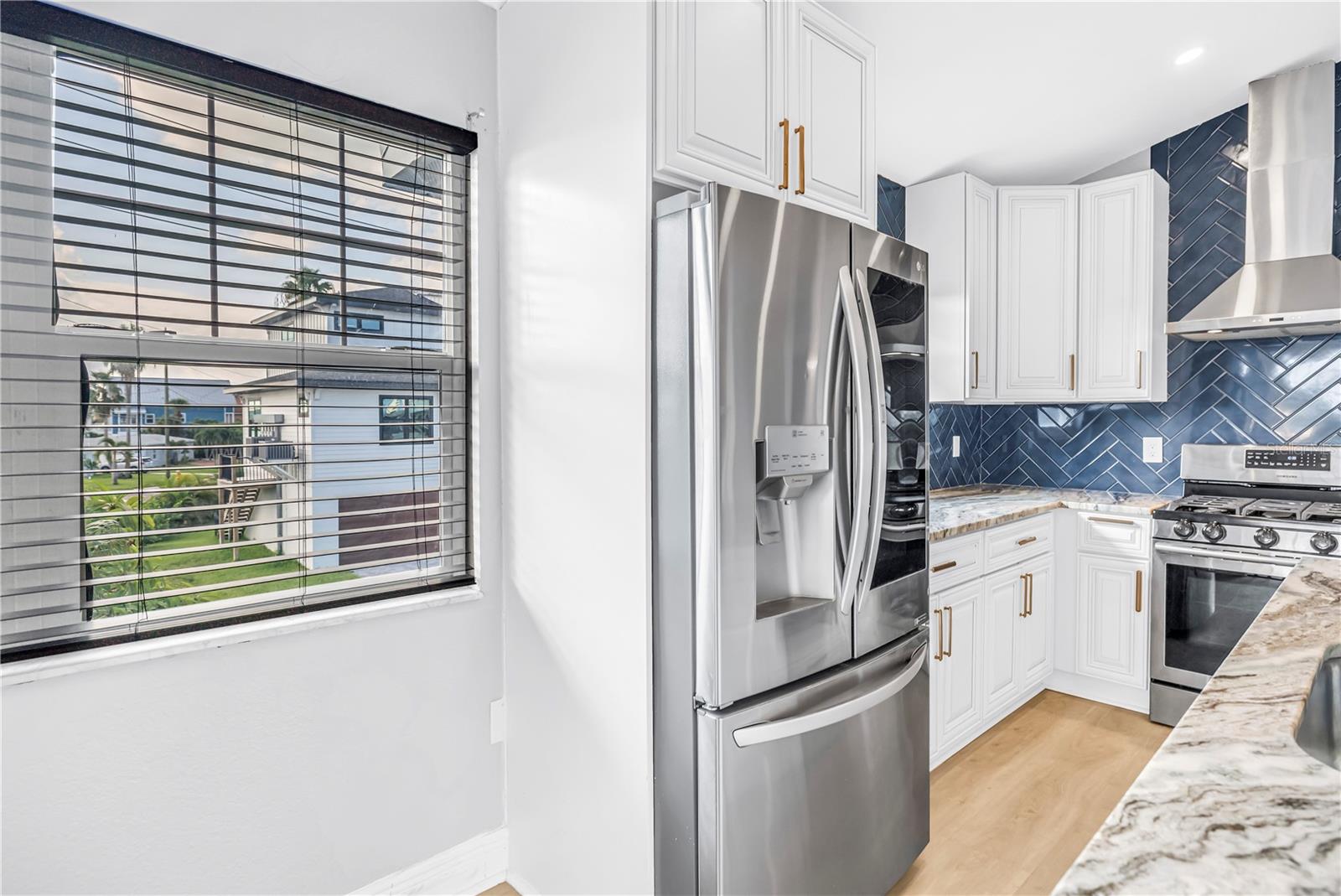 14500 N BAYSHORE DRIVE, Madeira Beach, FL 33708