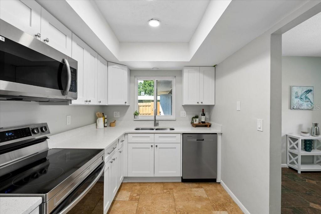 3301 SHERWOOD DRIVE, Largo, FL 33771
