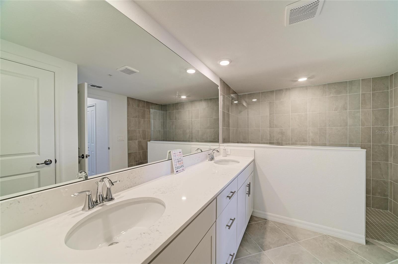 13018 BLACKBERRY COURT, #50-101, Venice, FL 34293