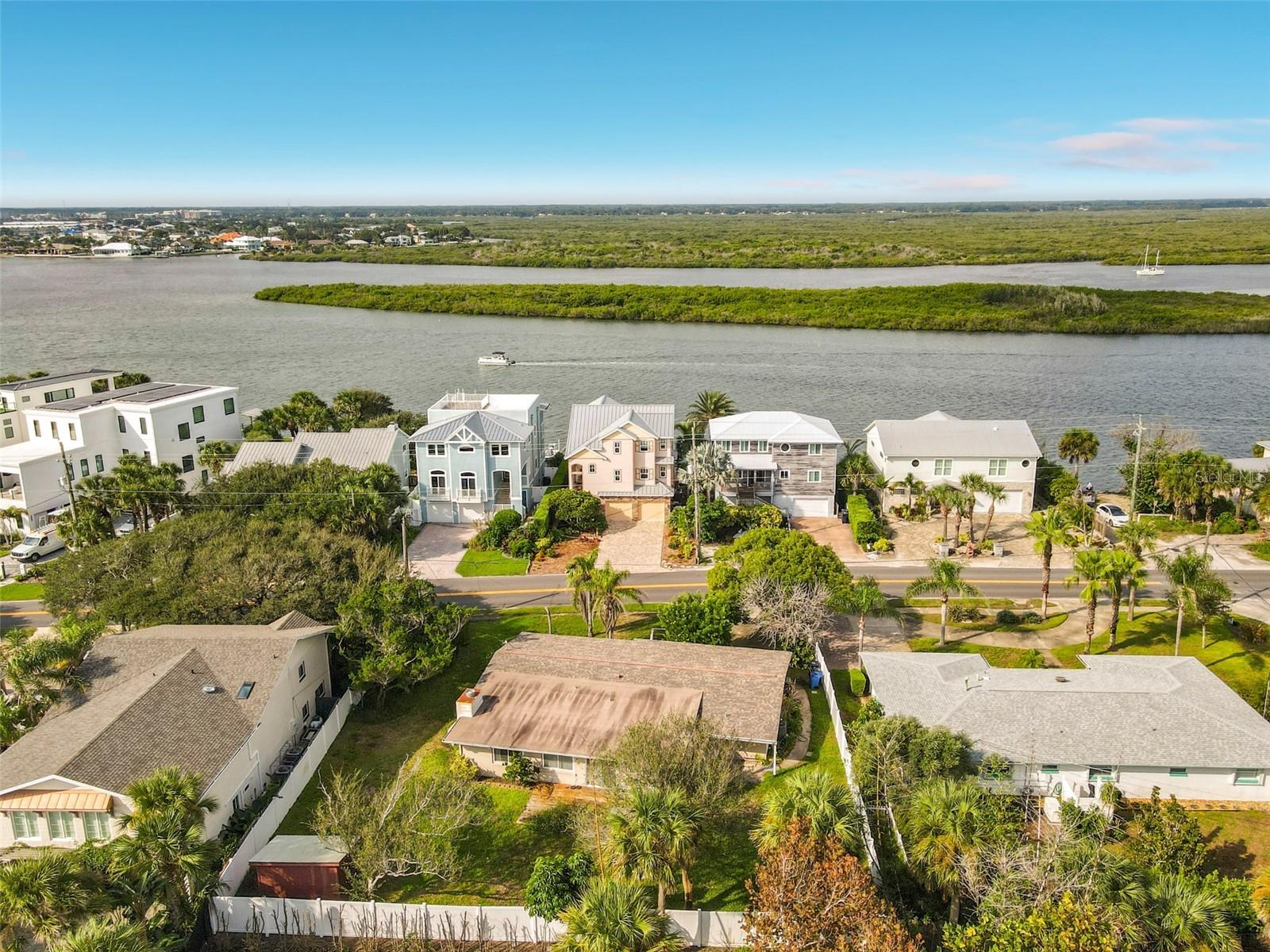 1211 N PENINSULA AVENUE, New Smyrna Beach, FL 32169