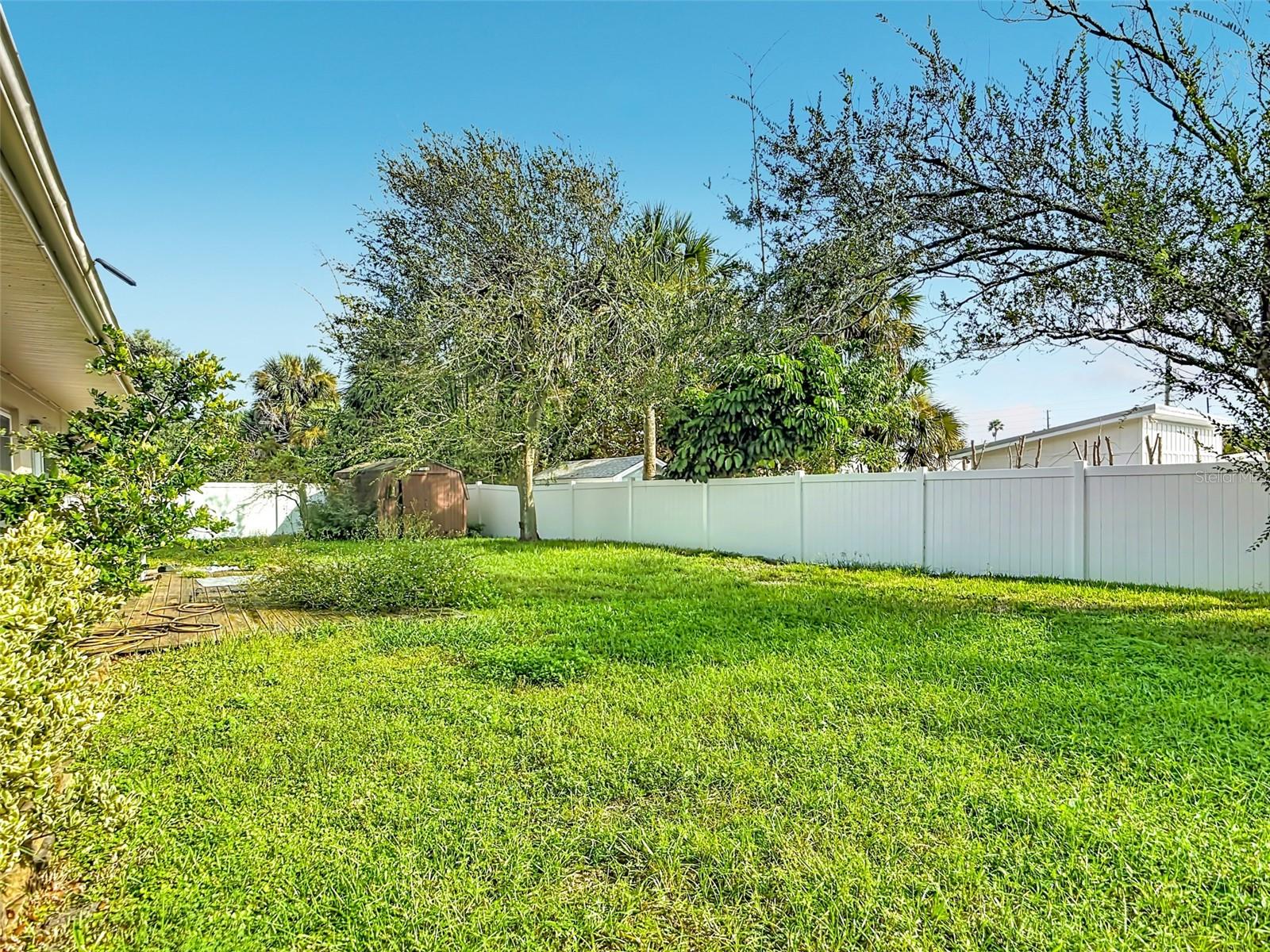 1211 N PENINSULA AVENUE, New Smyrna Beach, FL 32169