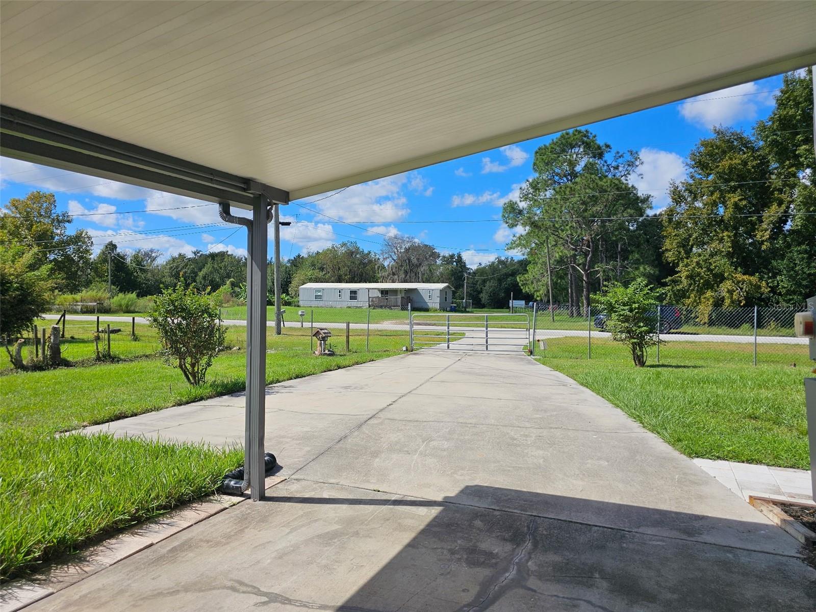 4548 FOX RIDGE BOULEVARD, Wesley Chapel, FL 33543 4548 FOX RIDGE BOULEVARD, Wesley Chapel, FL 33543