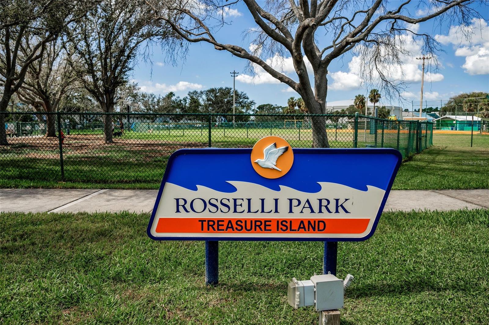 12000 CAPRI CIRCLE S, #20, Treasure Island, FL 33706