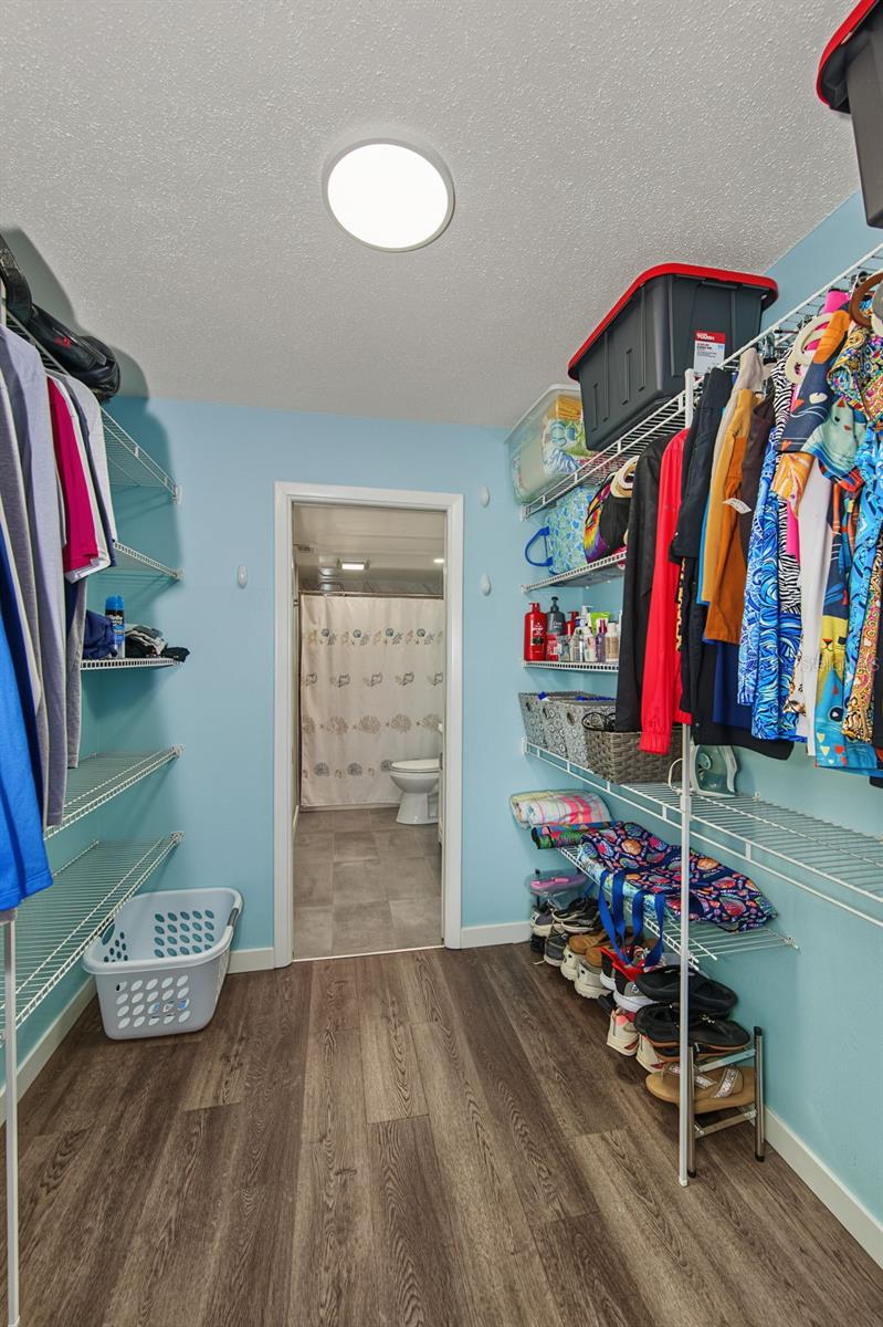 12000 CAPRI CIRCLE S, #20, Treasure Island, FL 33706