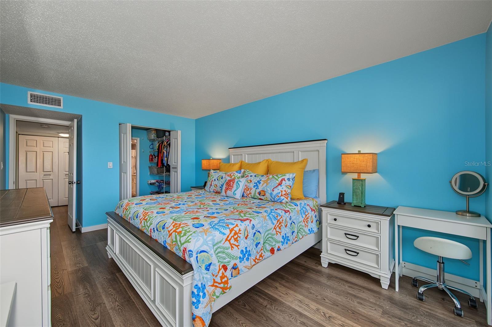 12000 CAPRI CIRCLE S, #20, Treasure Island, FL 33706