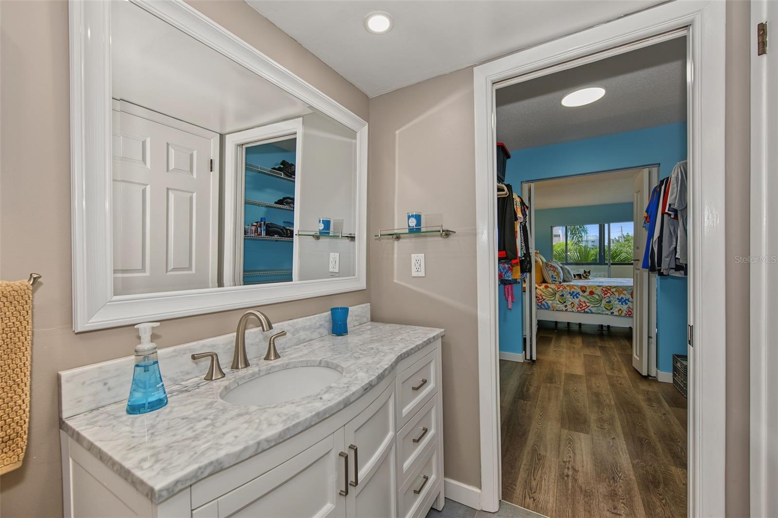 12000 CAPRI CIRCLE S, #20, Treasure Island, FL 33706