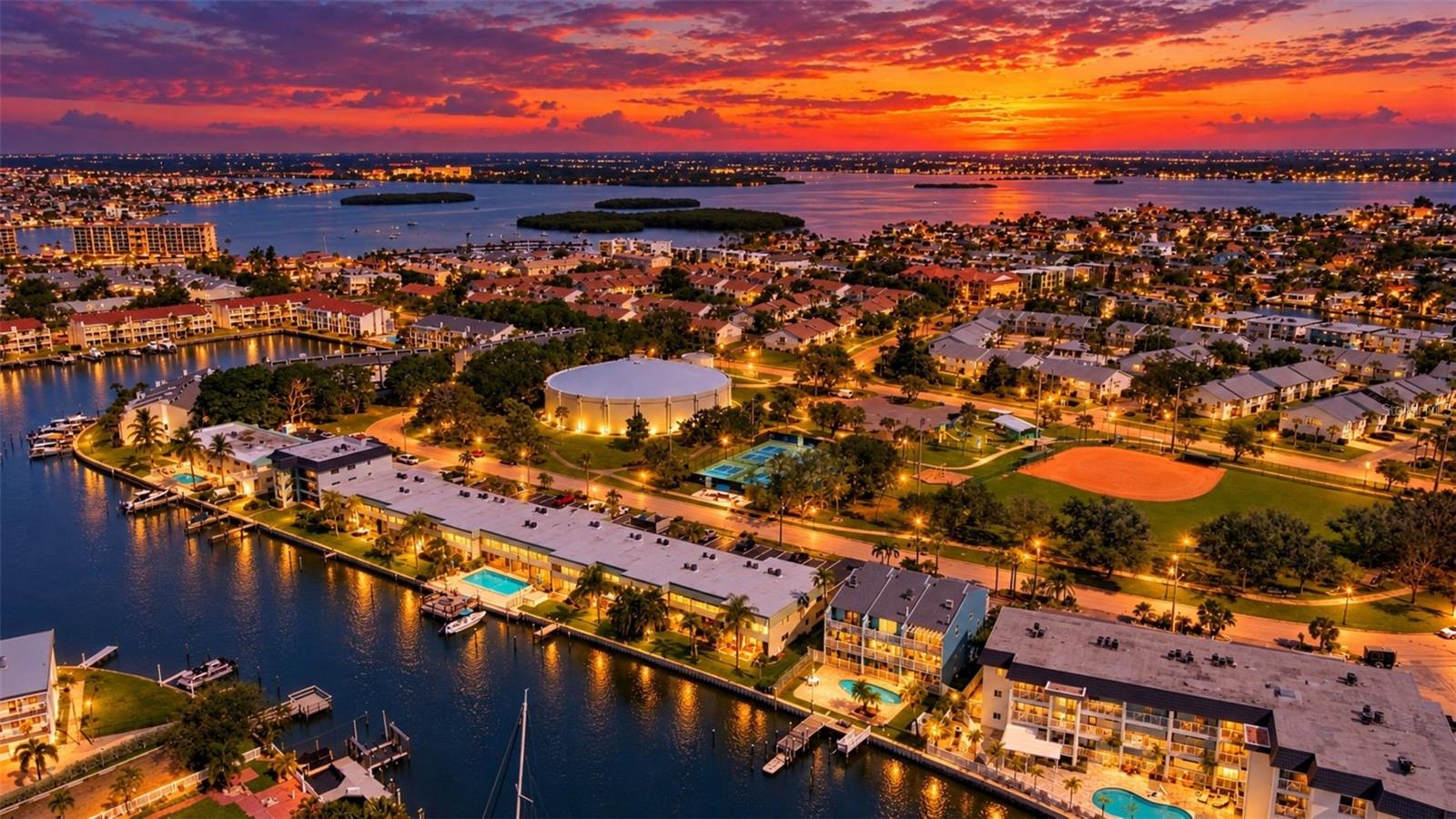 12000 CAPRI CIRCLE S, #20, Treasure Island, FL 33706