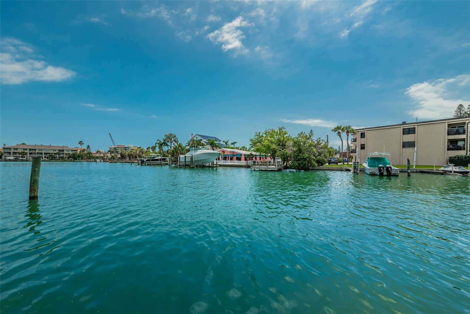 12000 CAPRI CIRCLE S, #20, Treasure Island, FL 33706