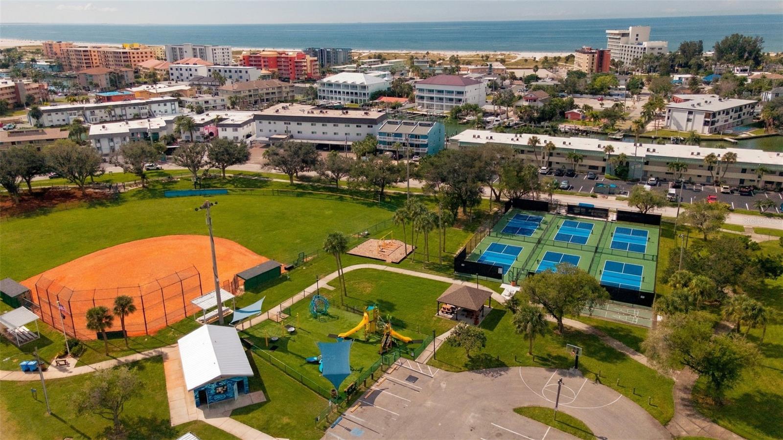12000 CAPRI CIRCLE S, #20, Treasure Island, FL 33706