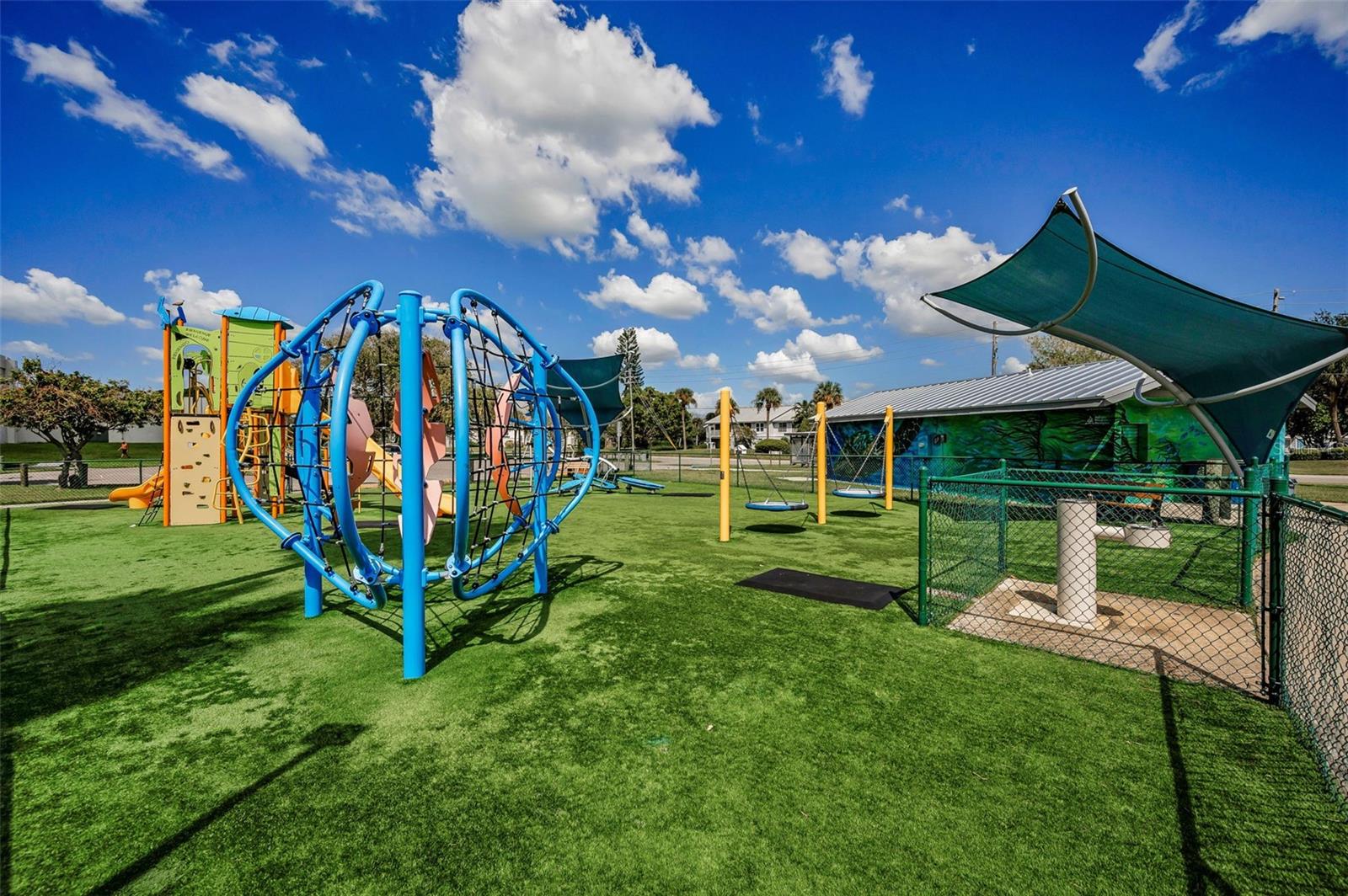 12000 CAPRI CIRCLE S, #20, Treasure Island, FL 33706