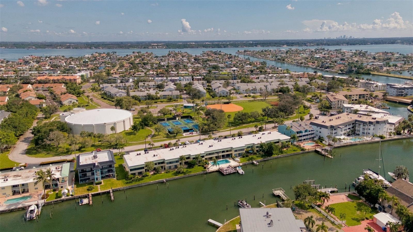 12000 CAPRI CIRCLE S, #20, Treasure Island, FL 33706