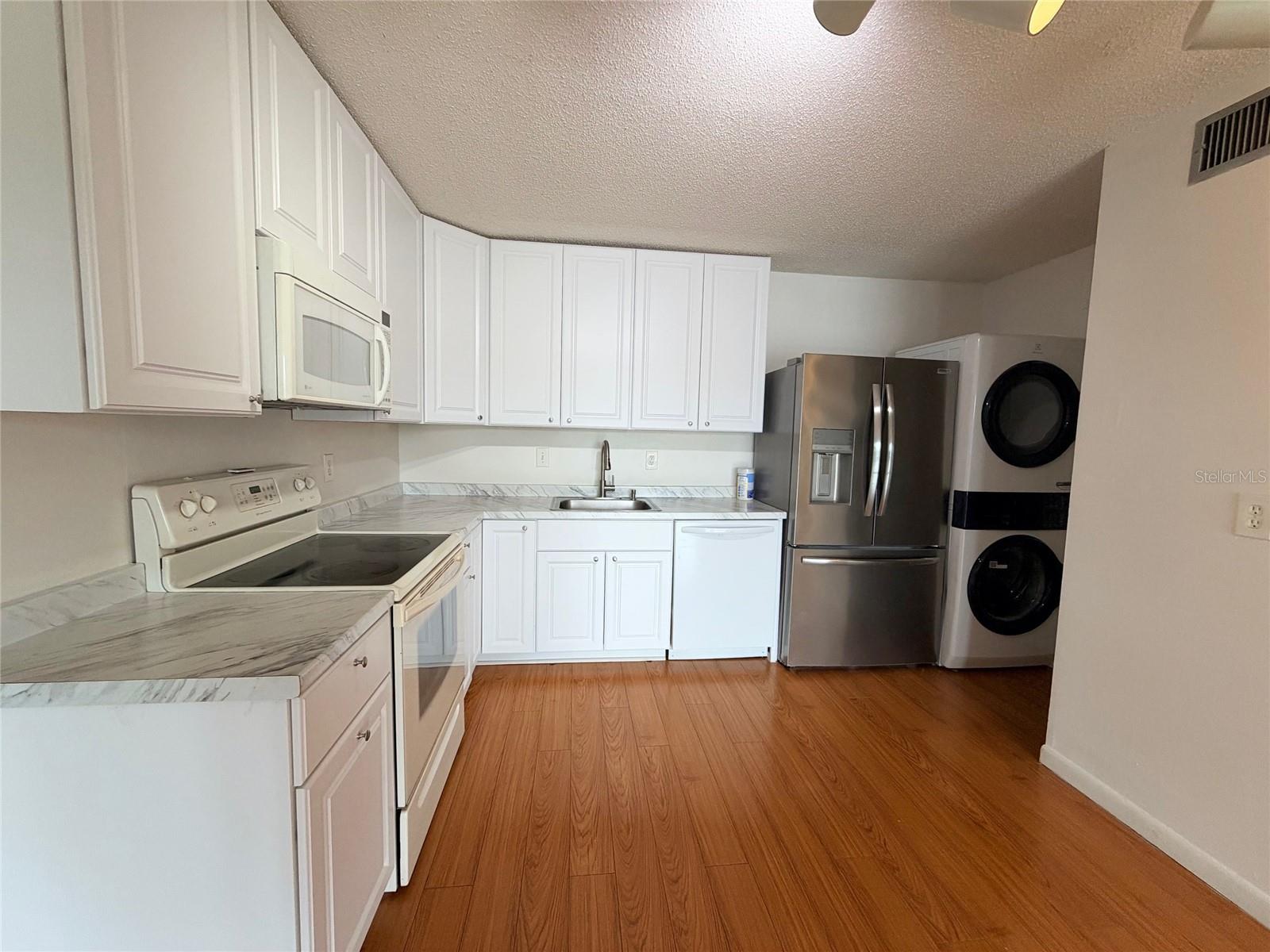 8209 SUN SPRING CIRCLE, #73, Orlando, FL 32825 8209 SUN SPRING CIRCLE, #73, Orlando, FL 32825