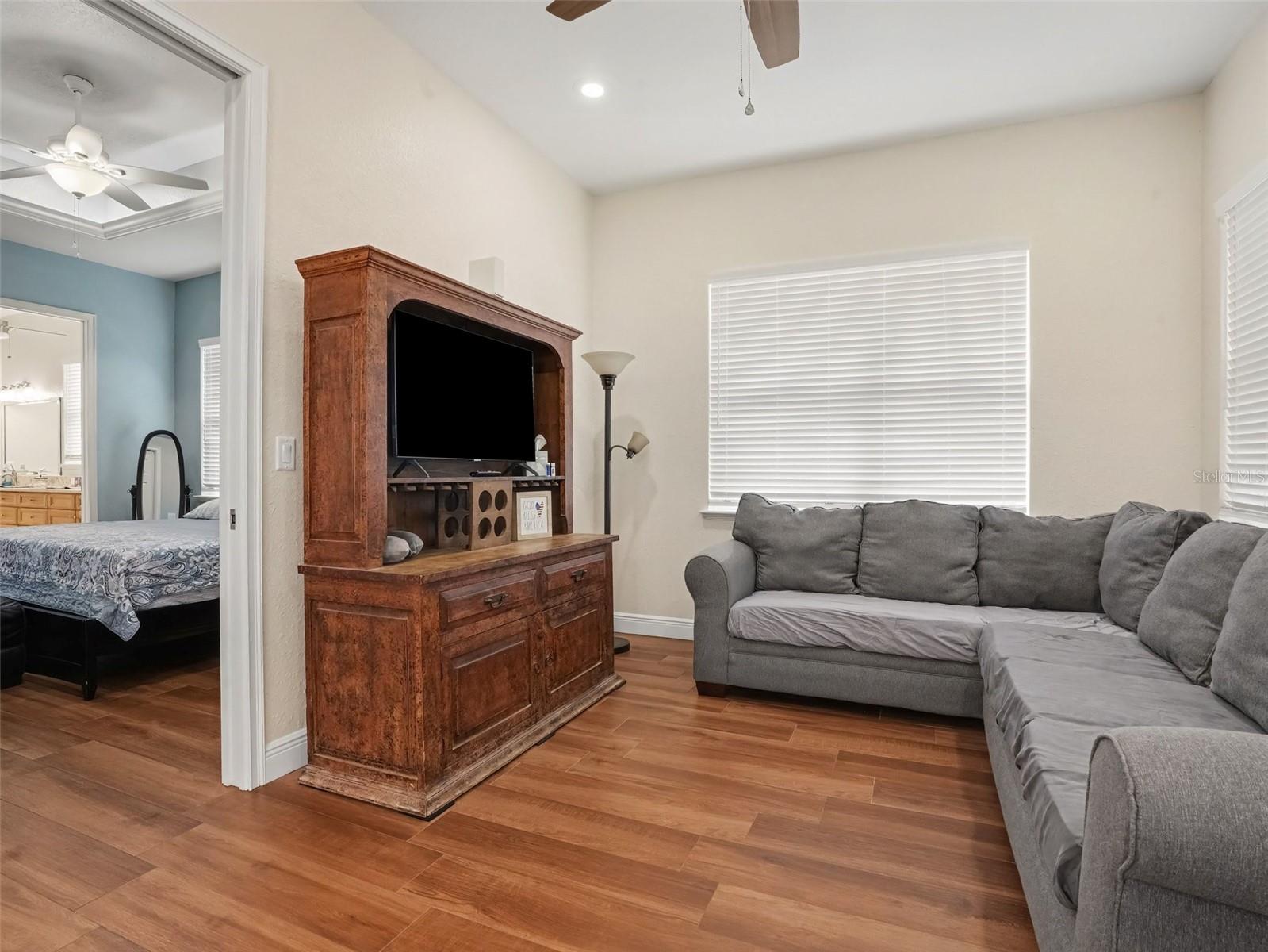 1167 MOTORCOACH DRIVE, Polk City, FL 33868