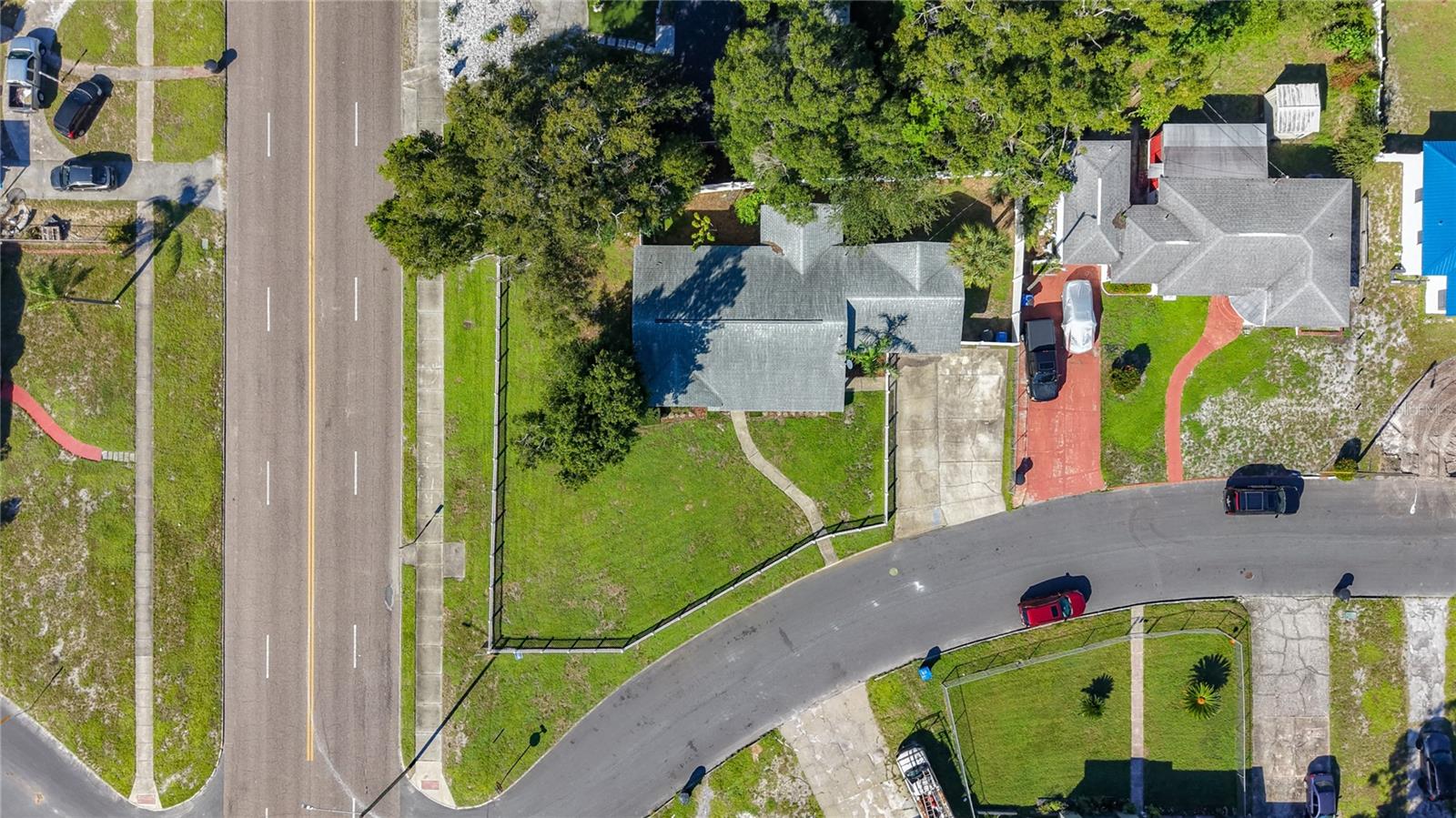427 39TH STREET S, St Petersburg, FL 33711