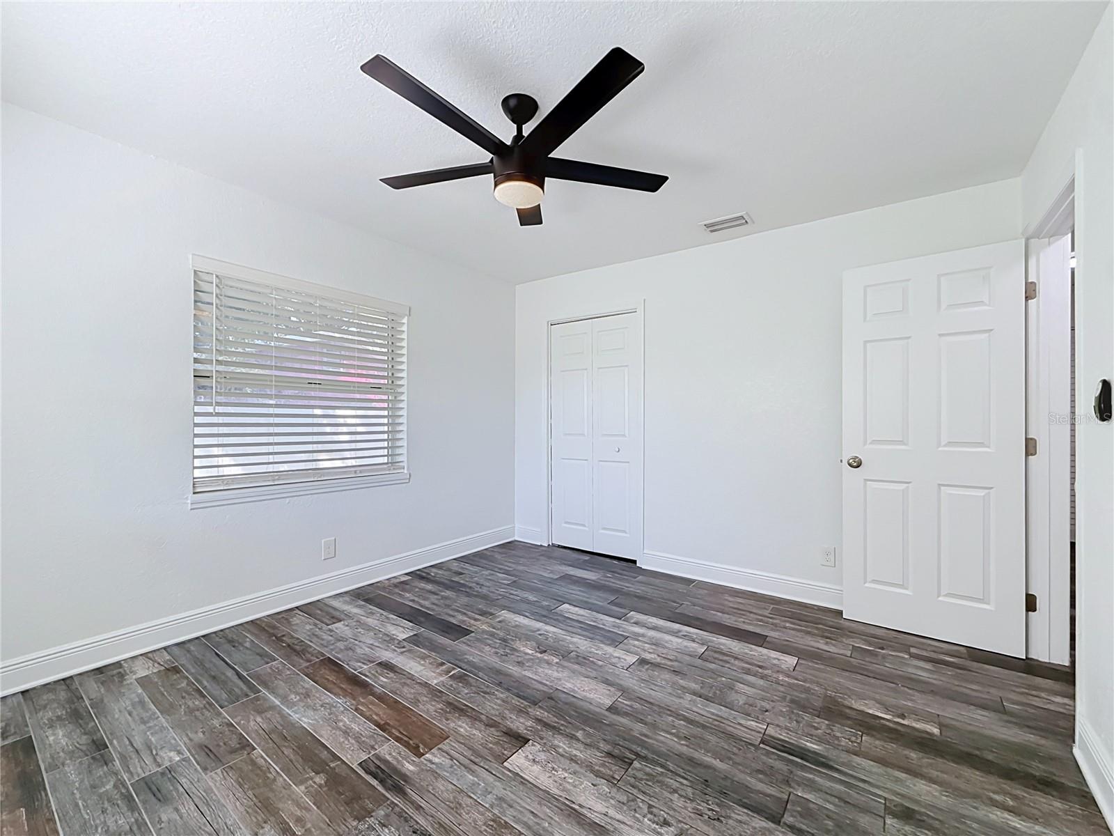 427 39TH STREET S, St Petersburg, FL 33711