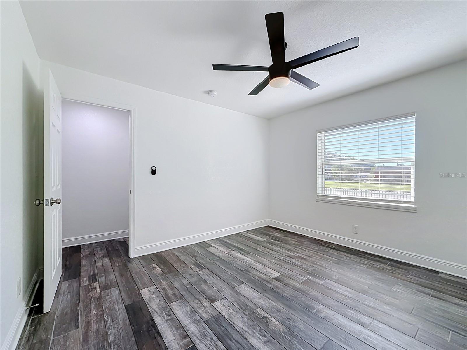 427 39TH STREET S, St Petersburg, FL 33711