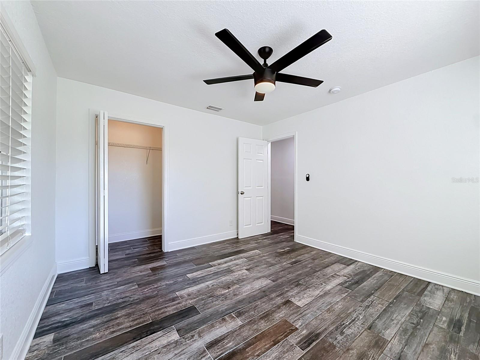 427 39TH STREET S, St Petersburg, FL 33711