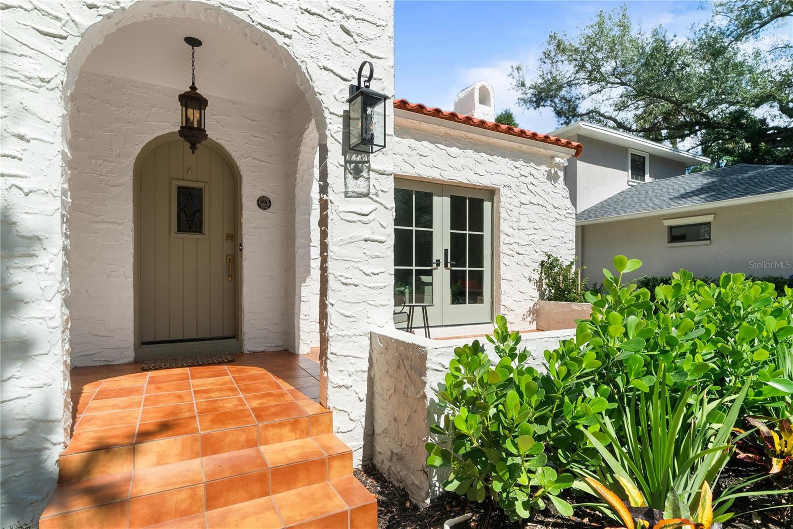 4521 W AZEELE STREET, Tampa, FL 33609