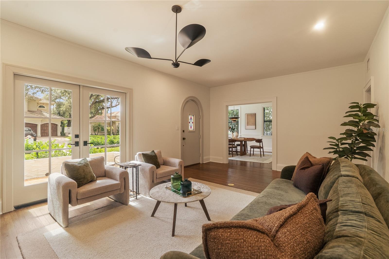 4521 W AZEELE STREET, Tampa, FL 33609