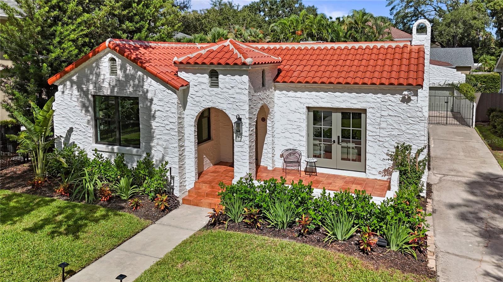 4521 W AZEELE STREET, Tampa, FL 33609 4521 W AZEELE STREET, Tampa, FL 33609