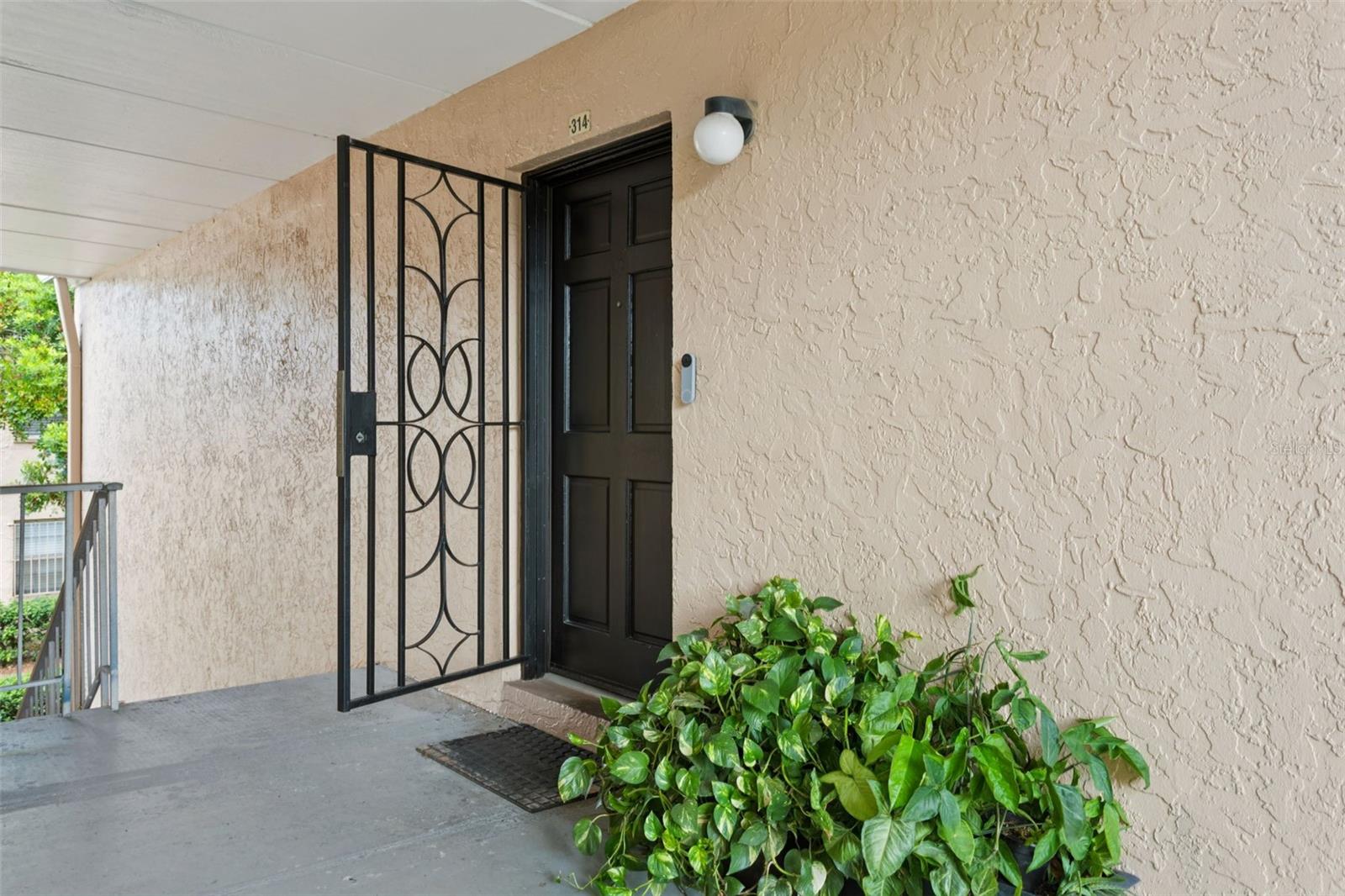 4718 CHRISTA COURT, #314, Tampa, FL 33614 4718 CHRISTA COURT, #314, Tampa, FL 33614