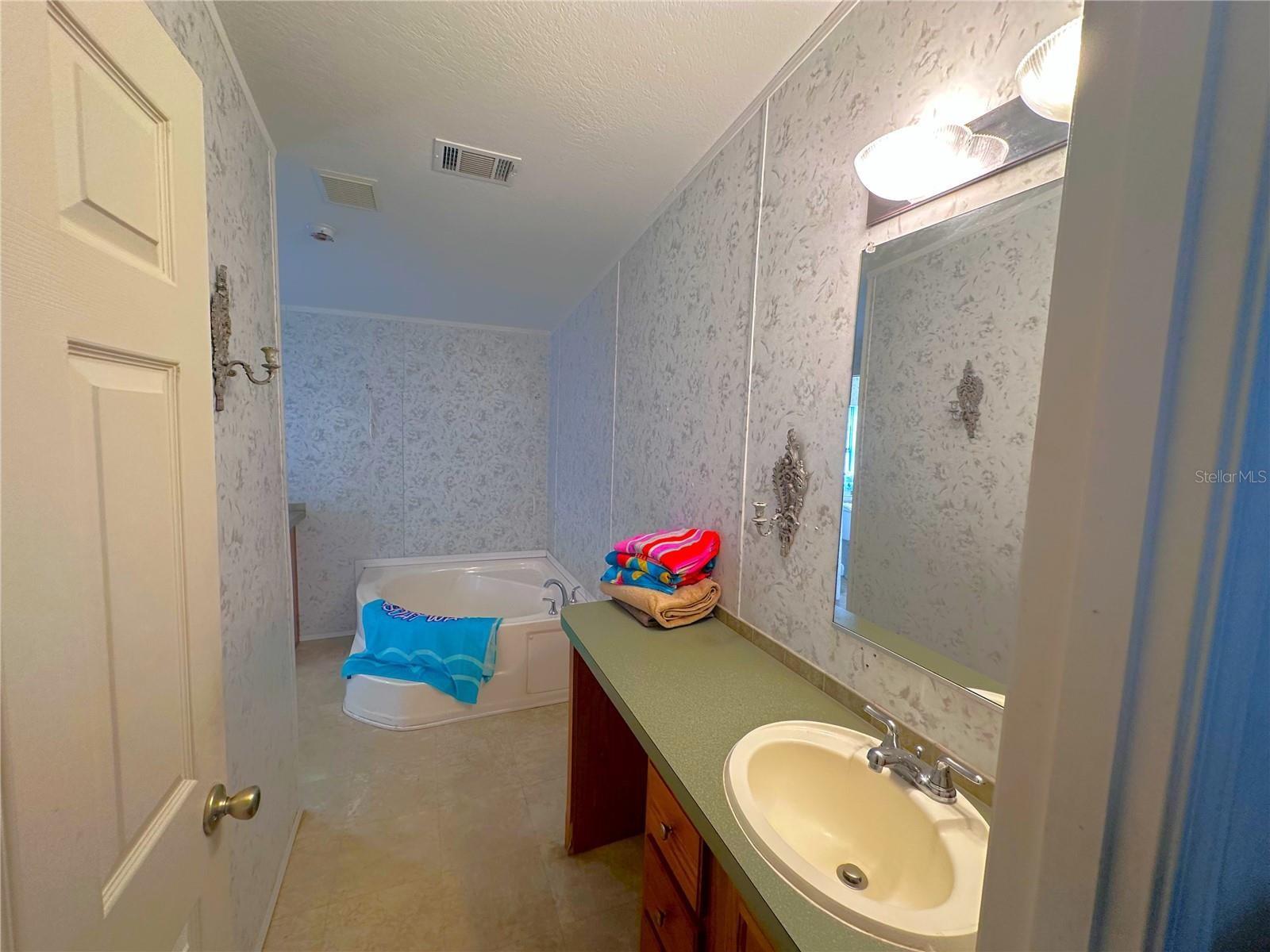 1 RIDGE ROAD, Frostproof, FL 33843