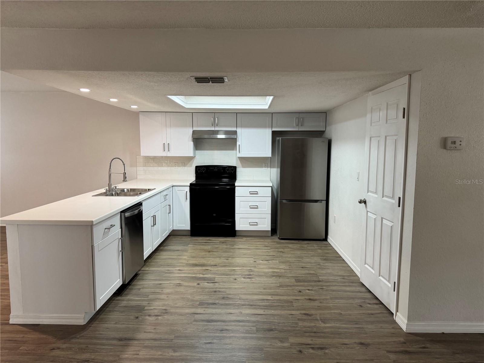 2433 LACKLAND AVENUE, Spring Hill, FL 34608