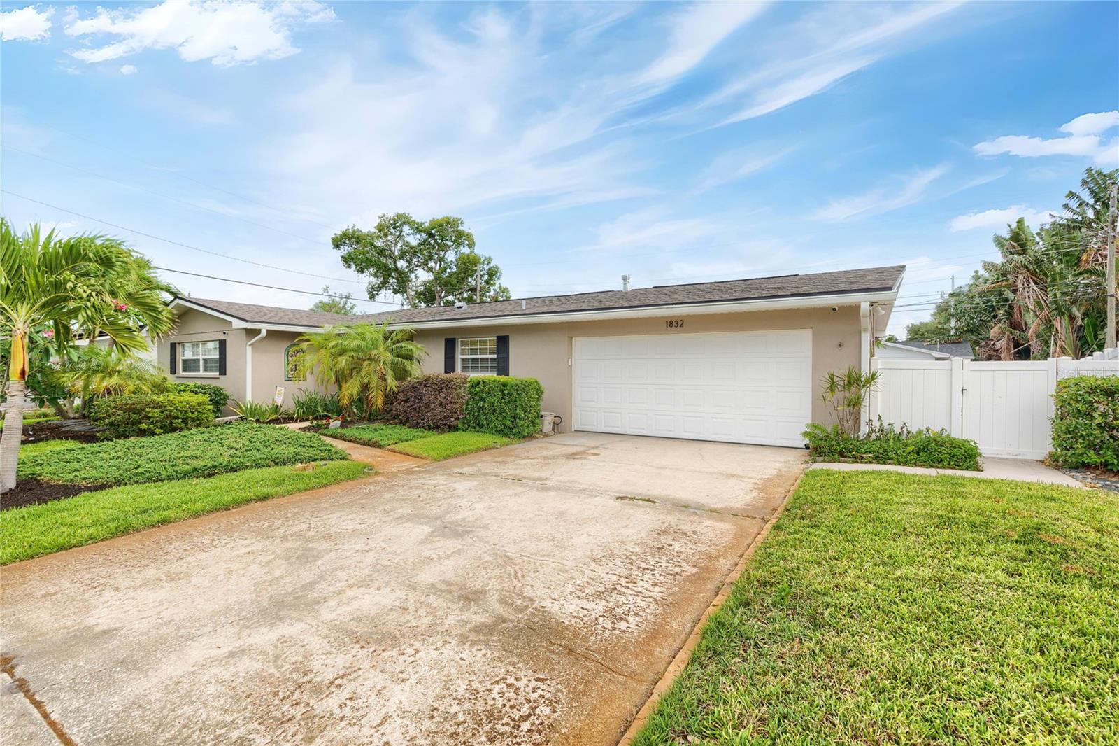 1832 69TH AVENUE S, St Petersburg, FL 33712